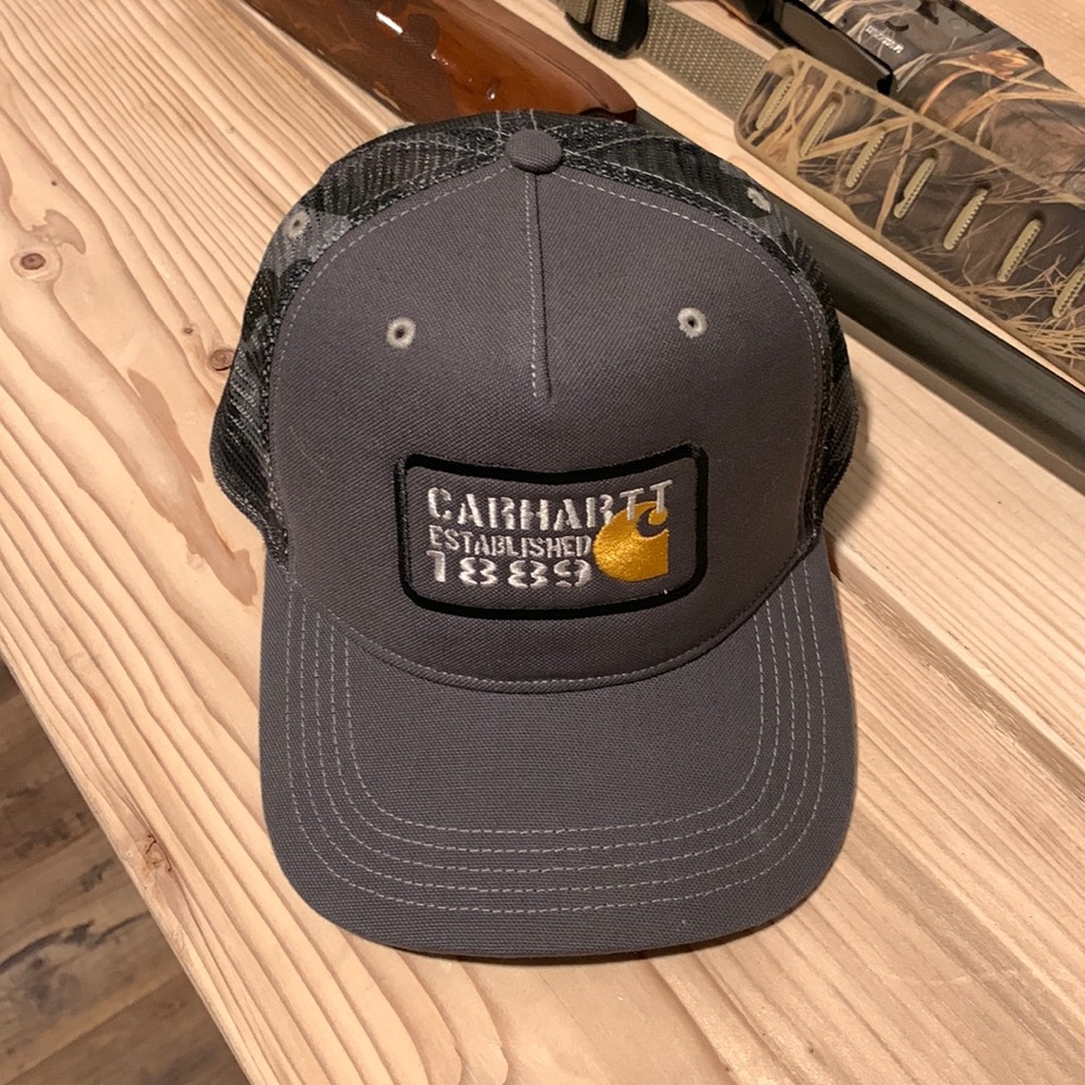 Carhartt hat
